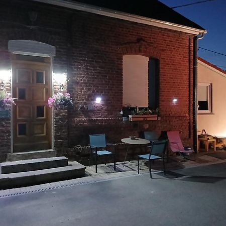 Gite A La Ferme Chez Magali Escaudoeuvres ภายนอก รูปภาพ